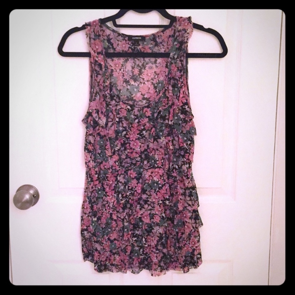 🌺 3/$15 Layered Chiffon Express Sleeveless Top